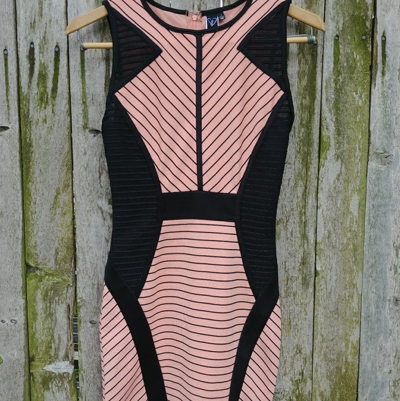 Windsor Dresses & Skirts - Mini dress Windsor Dresses & Skirts - Mini dress